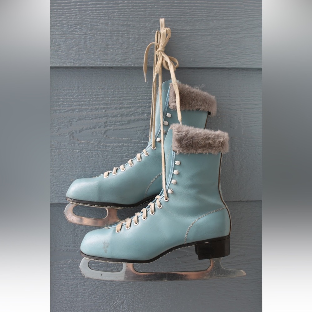 Vintage Fur Trimmed Ice Skates size 8